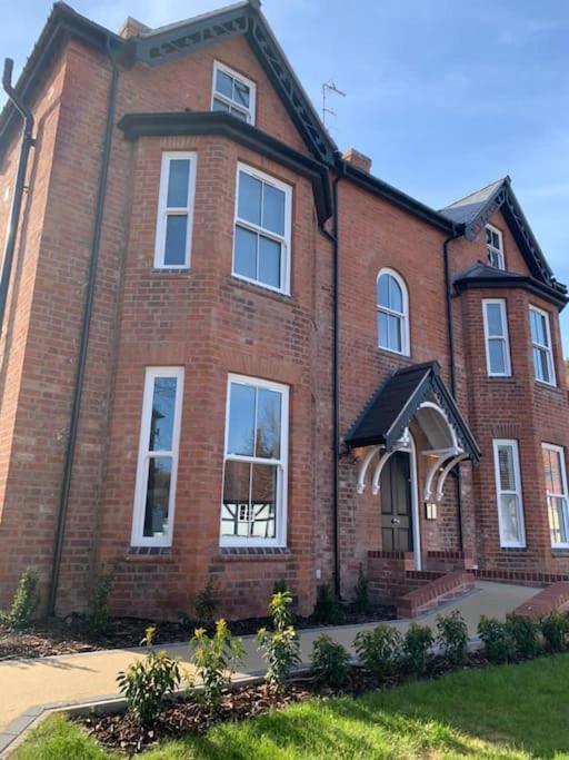 Boutique Luxury Apartment, High St, Henley-In-Arden מראה חיצוני תמונה