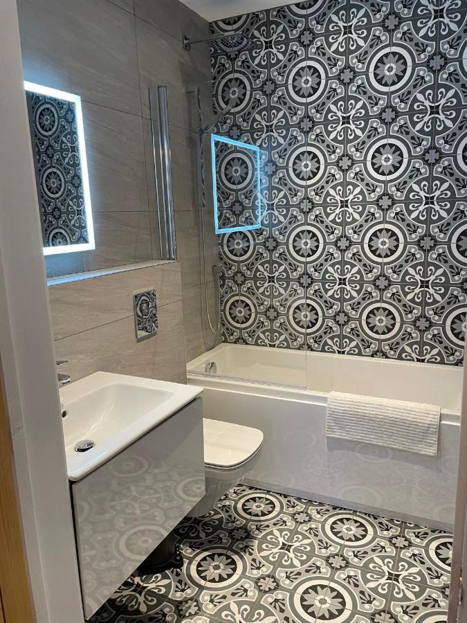 Boutique Luxury Apartment, High St, Henley-In-Arden מראה חיצוני תמונה